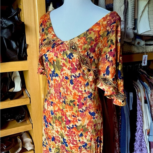 ⭐️BOGO FREE⭐️ SOFT SURROUNDINGS NWT Vibrant Floral Cape Maxi Dress - Picture 10 of 10